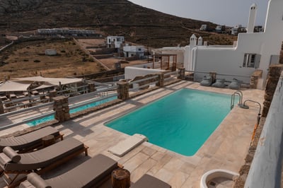 Luxury Villa Photo #6
