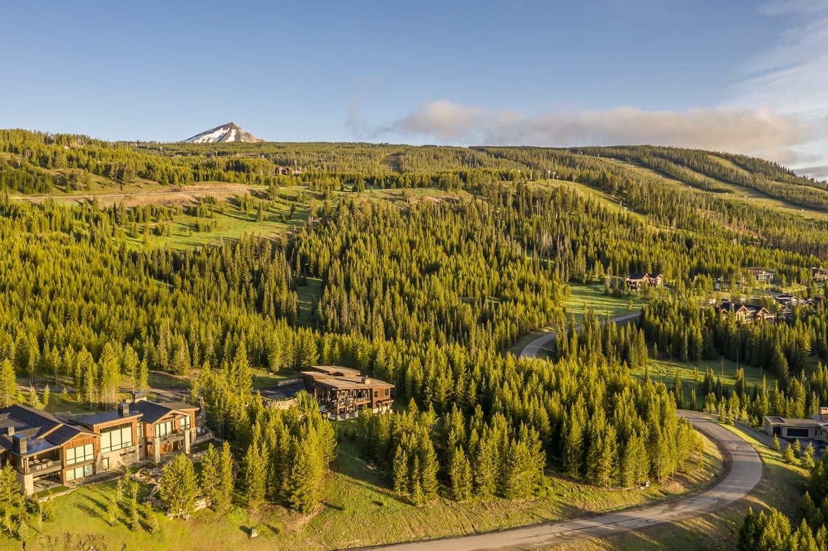 Yeti Ridge Retreat