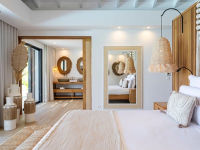 Luxury Villa Photo #25