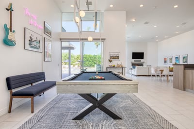 Luxury Villa Photo #25