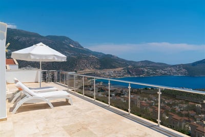 Luxury Villa Photo #7