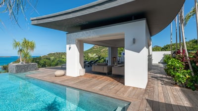 Luxury Villa Photo #15