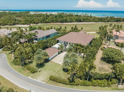 Luxury Villa Photo #47