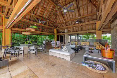 Luxury Villa Photo #19