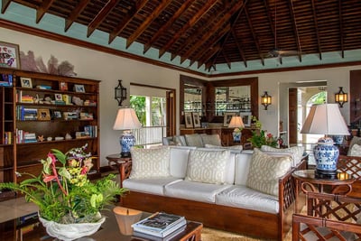 Luxury Villa Photo #11