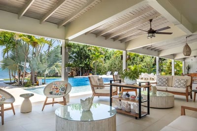 Luxury Villa Photo #19