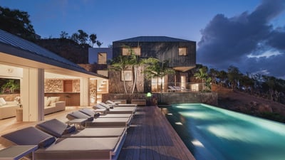 Luxury Villa Photo #15