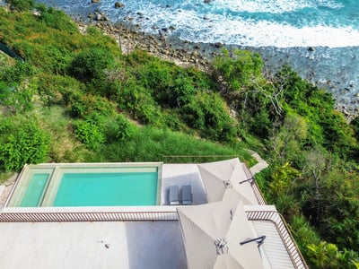 Luxury Villa Photo #4
