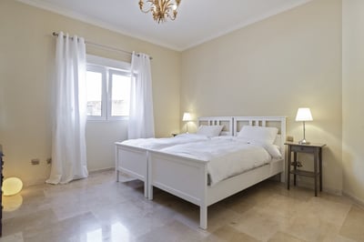 Luxury Villa Photo #23