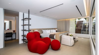Luxury Villa Photo #30