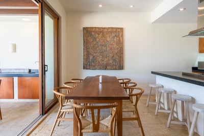 Luxury Villa Photo #11