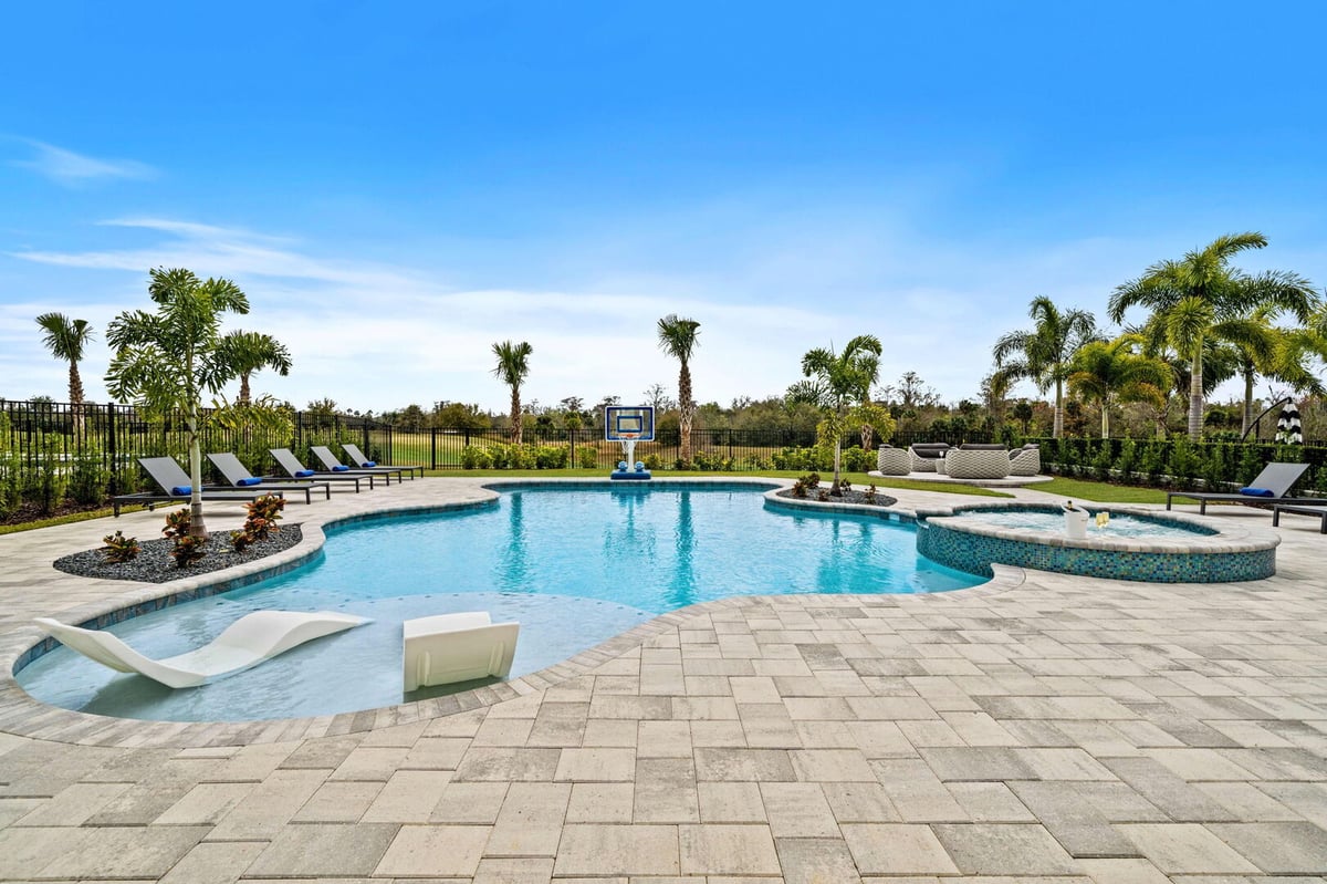 Adventure Galaxy Lodge