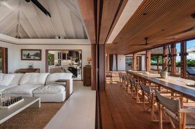 Luxury Villa Photo #26