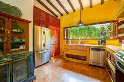 Luxury Villa Photo #15
