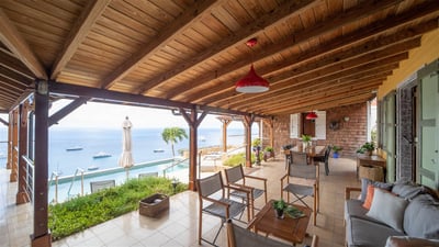 Luxury Villa Photo #14