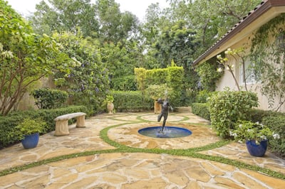 Luxury Villa Photo #7