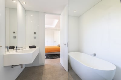 Luxury Villa Photo #32