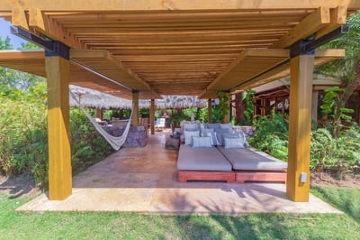 Luxury Villa Photo #10