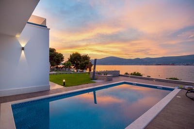 Luxury Villa Photo #7