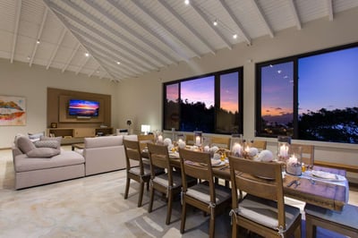 Luxury Villa Photo #18