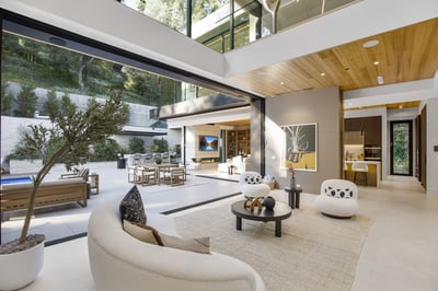Luxury Villa Photo #22