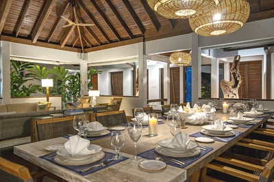Luxury Villa Photo #17