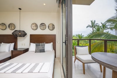 Luxury Villa Photo #36