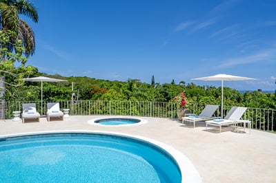 Luxury Villa Photo #46