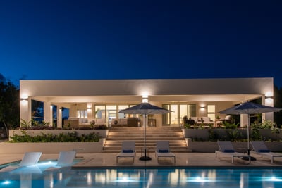 Luxury Villa Photo #6