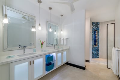 Luxury Villa Photo #34