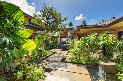Luxury Villa Photo #15