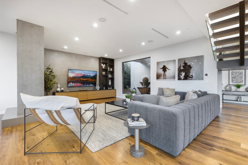 Skyline Luxury Haven