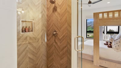 Bunkroom shower