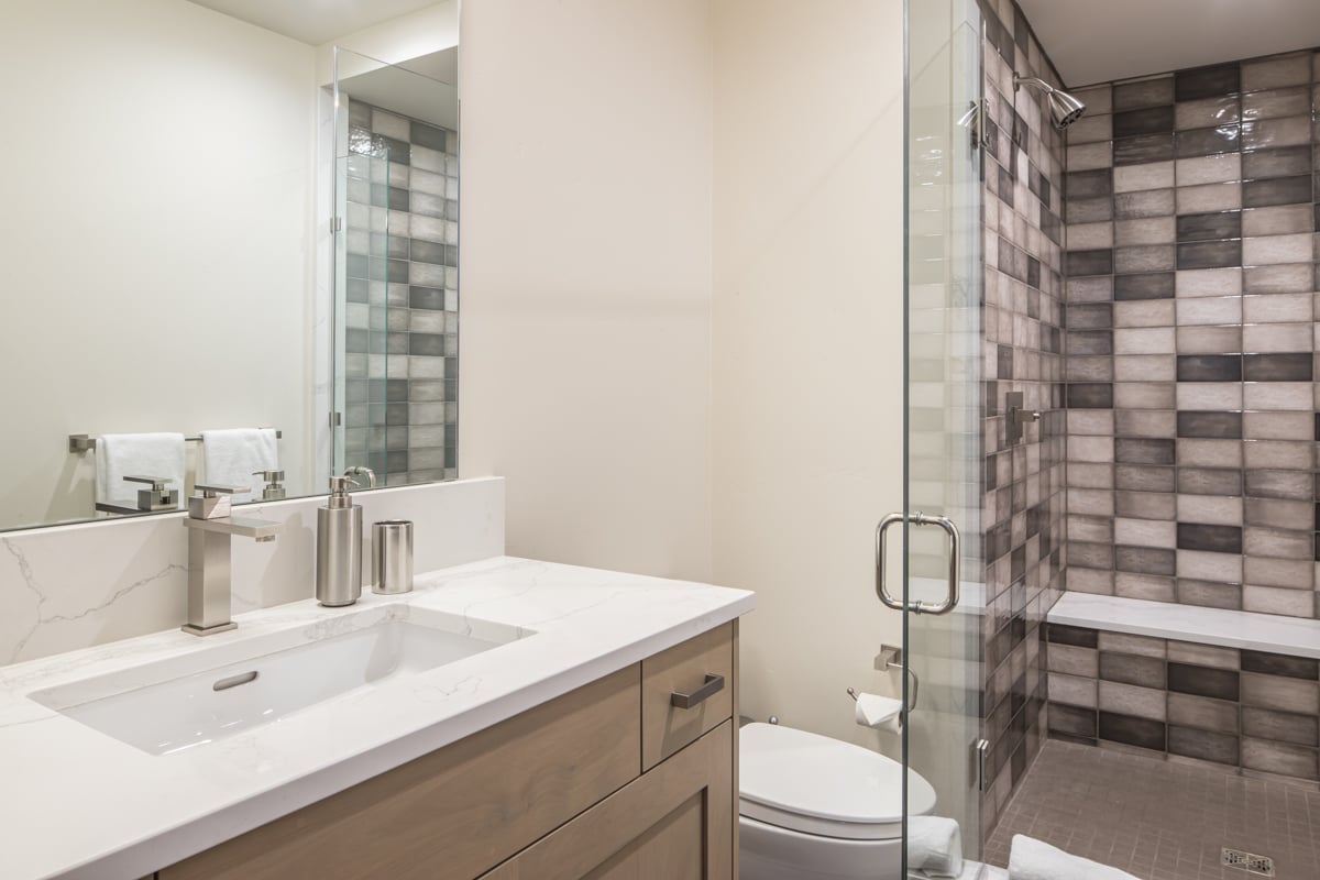 Gateway Condo | 15 Wildwood
