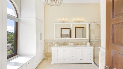 Luxury Villa Photo #35