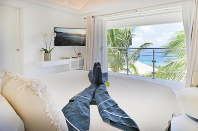 Luxury Villa Photo #45