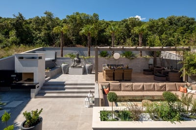 Luxury Villa Photo #9
