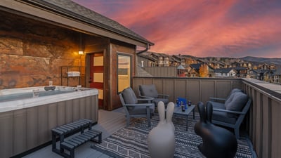 Rooftop level deck with private hot tub