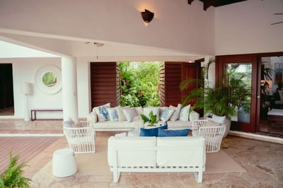 Luxury Villa Photo #22