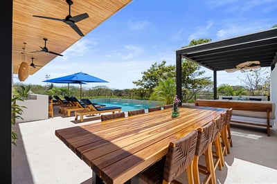 Main House Outdoor Dining Area