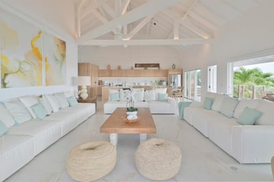 Luxury Villa Photo #25