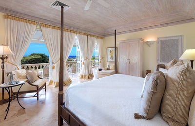 Luxury Villa Photo #9