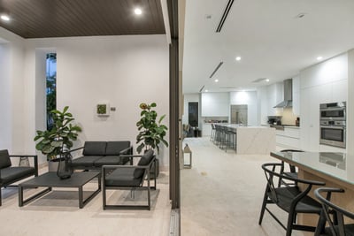 Luxury Villa Photo #14