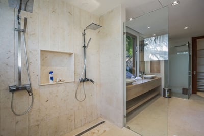 Luxury Villa Photo #51