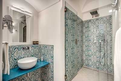 Luxury Villa Photo #23