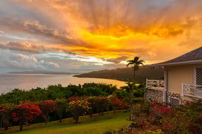 Luxury Villa Photo #9