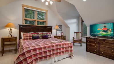 King suite 2 on upper level