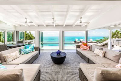 Luxury Villa Photo #18