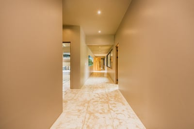 Luxury Villa Photo #11