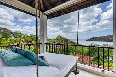 Luxury Villa Photo #48